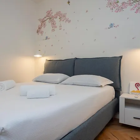 Ihost Cozy Console Marcello アパート *